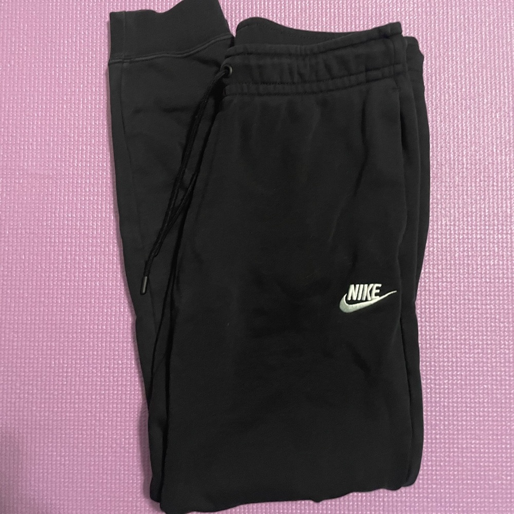 Black Nike Joggers